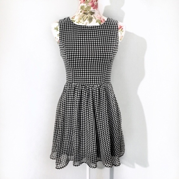 Black Houndstooth Skater Dress Open Back Cutout - Picture 1 of 8